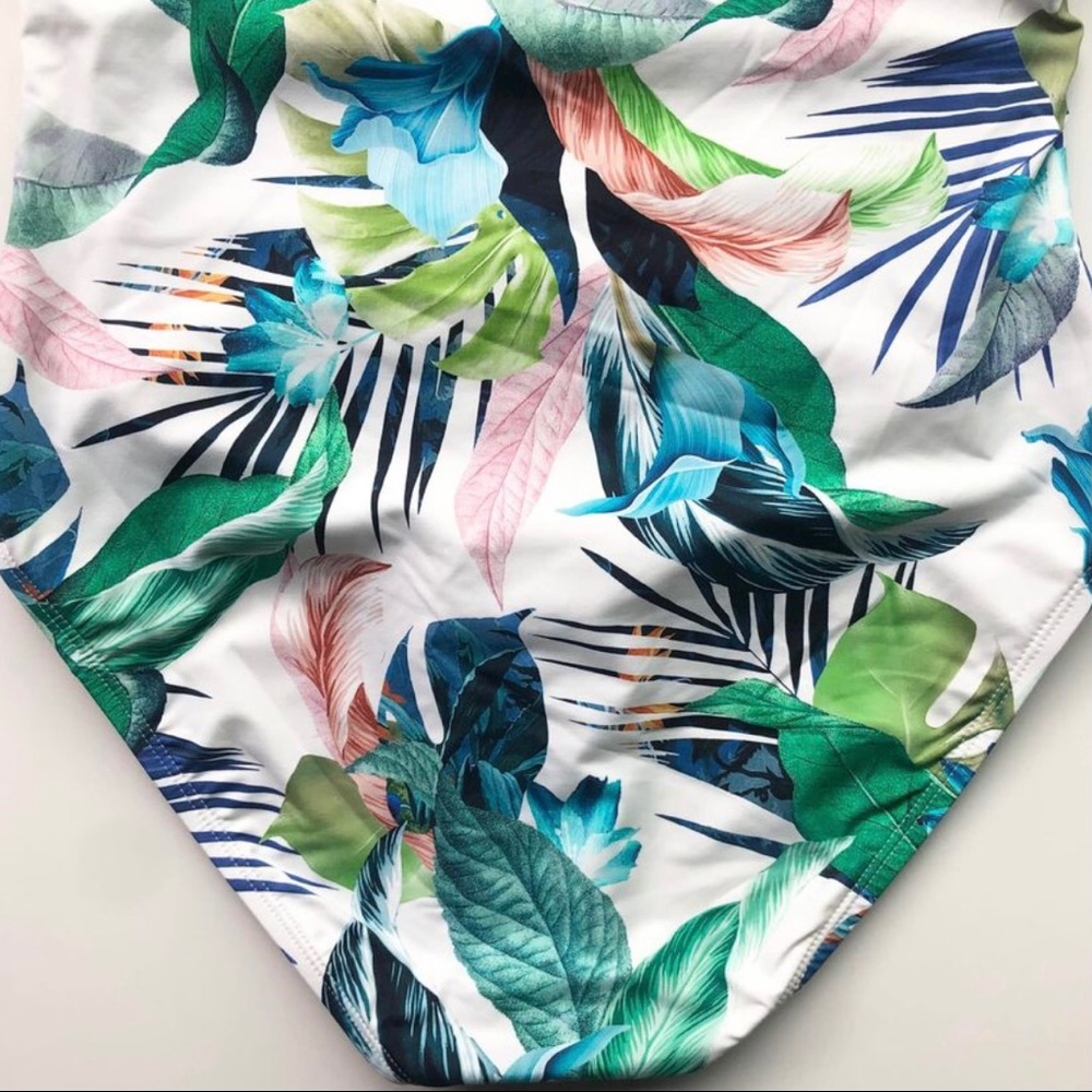 NEW La Blanca Women’s One Piece Swimsuit -white/green - Picture 7 of 12